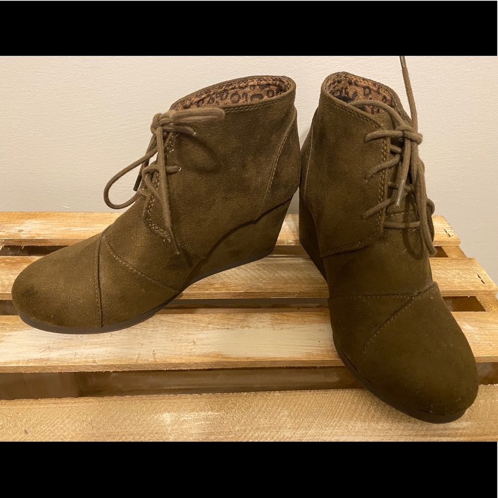 Unr8ed Booties